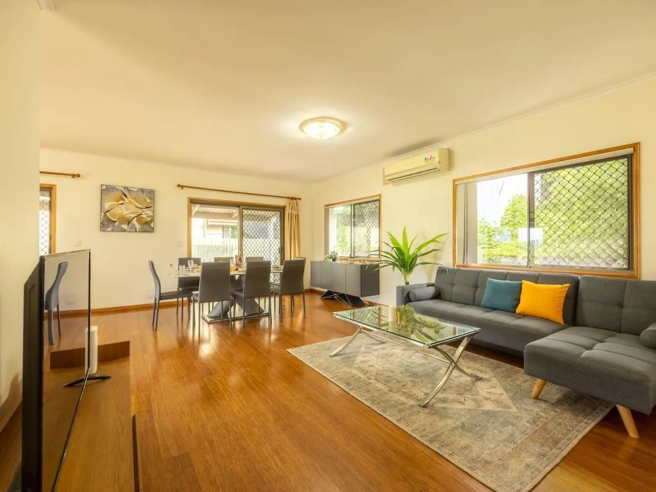 Spacious Land Area 5Bedroom Home At Sunnybank New Ac Brisbane