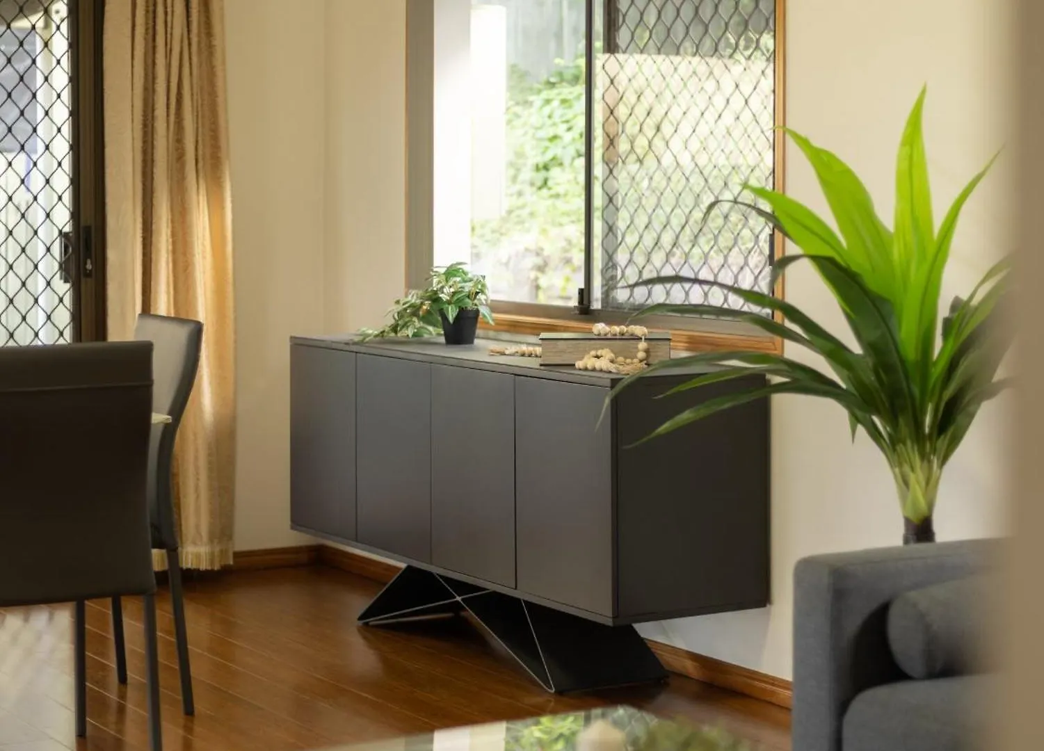 Holiday home Spacious Land Area 5Bedroom Home At Sunnybank New Ac Brisbane Australia